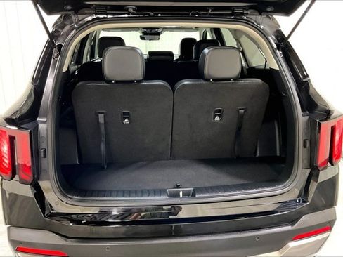 Used 2024 Kia Sorento S w/ Panoramic Sunroof Package AWD/4WD image 39