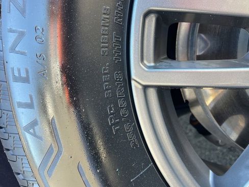 Used 2025 GMC Acadia Elevation FWD image 34