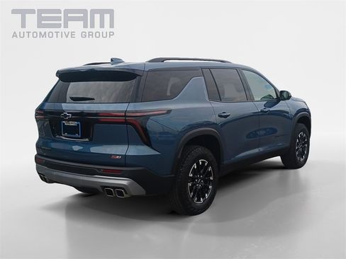 Used 2025 Chevrolet Traverse Z71 w/ Driver Confidence Package image 7