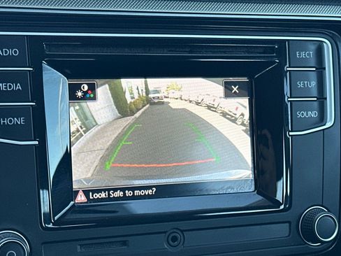 Used 2018 Volkswagen Passat 2.0T S FWD image 18