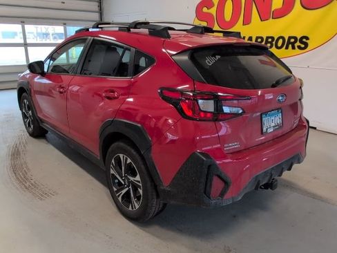 Used 2024 Subaru Crosstrek 2.0i Premium image 3