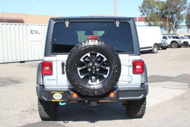 Used 2024 Jeep Wrangler Unlimited Rubicon 4xe AWD/4WD image 5