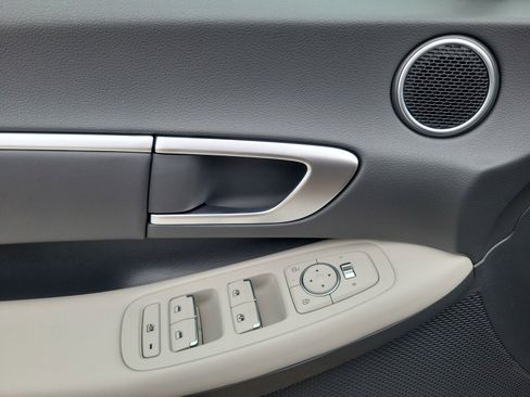 New 2025 Hyundai Sonata SEL image 5