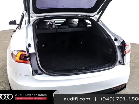 Used 2022 Tesla Model S Plaid image 23