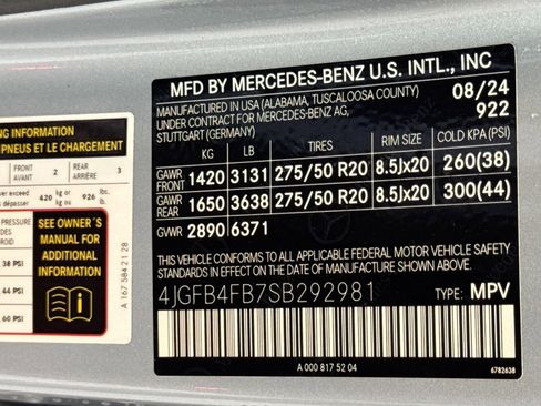 Certified 2025 Mercedes-Benz GLE 350 4MATIC w/ Winter Package image 31