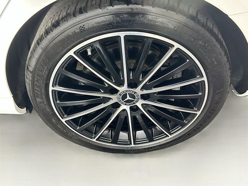 Used 2021 Mercedes-Benz C 300 Sedan image 11