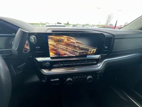 Used 2022 Chevrolet Silverado 1500 LT w/ All Star Edition Plus image 13