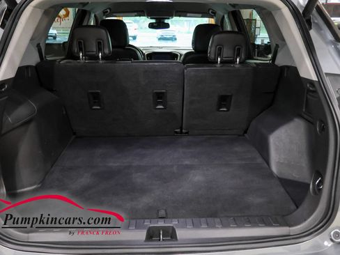 Used 2020 GMC Terrain SLT w/ Preferred Package FWD image 12