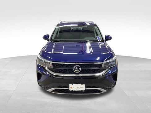 Used 2022 Volkswagen Taos SE AWD/4WD image 5