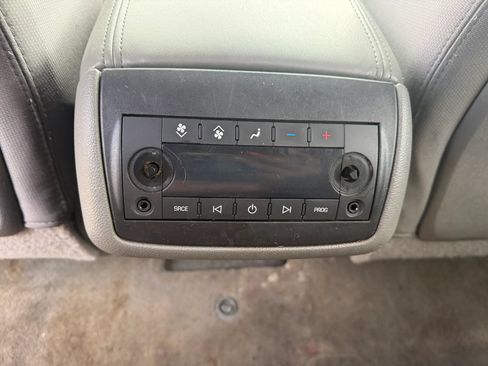 Used 2012 Chevrolet Traverse LT AWD/4WD image 19