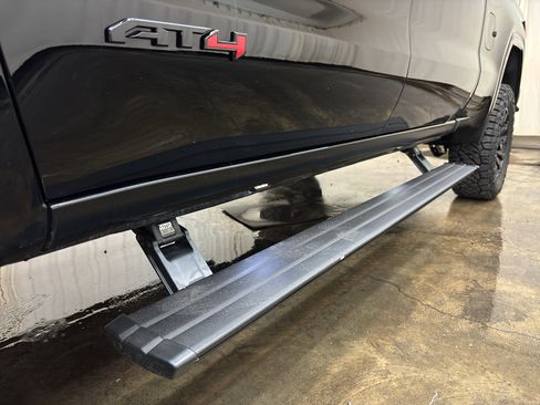 New 2025 GMC Sierra 1500 AT4 w/ AT4 Premium Package image 13