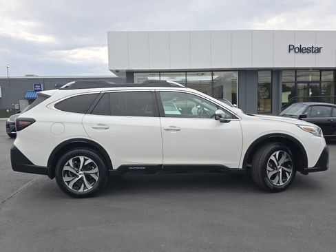 Used 2020 Subaru Outback Touring w/ Popular Package #2 AWD/4WD image 8