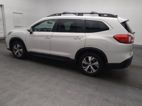 Used 2020 Subaru Ascent Premium w/ Convenience Package image 3