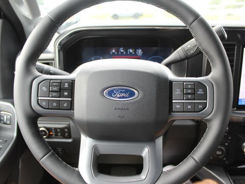 New 2026 Ford F350 Lariat w/ Lariat Premium Package AWD/4WD image 24