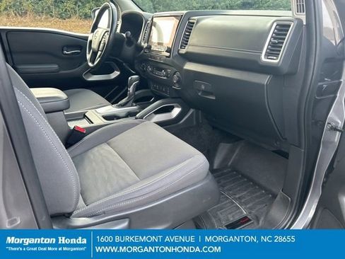 Used 2023 Nissan Frontier SV w/ SV Convenience Package image 40