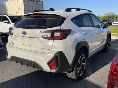 Used 2024 Subaru Crosstrek 2.0i Premium AWD/4WD image 4