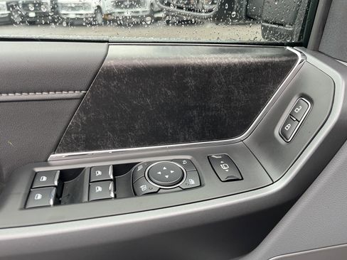 New 2026 Ford F250 XLT w/ XLT Premium Package image 16