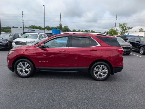 Used 2020 Chevrolet Equinox LT AWD/4WD image 2