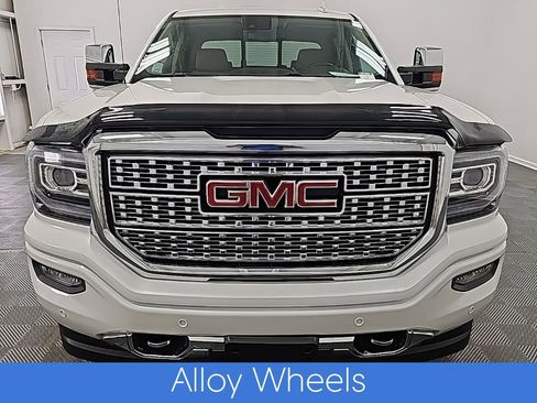 Used 2018 GMC Sierra 1500 Denali w/ Denali Ultimate Package image 4