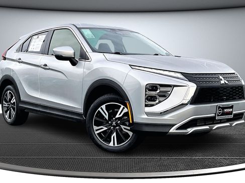 Used 2024 Mitsubishi Eclipse Cross SE image 1