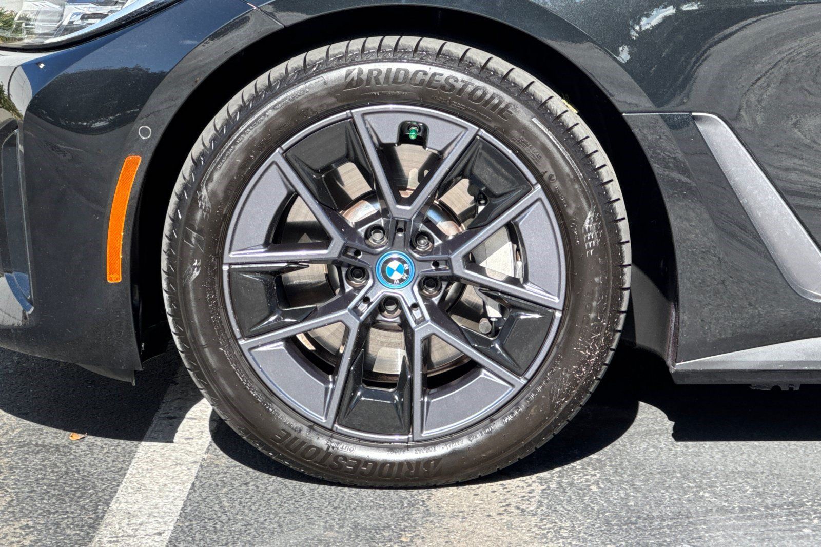 Certified 2024 BMW i4 eDrive35 w/ Premium Package RWD image 37