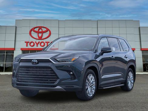 New 2026 Toyota Grand Highlander AWD image 1