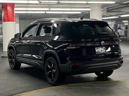 New 2026 Volkswagen Taos SE AWD/4WD image 5