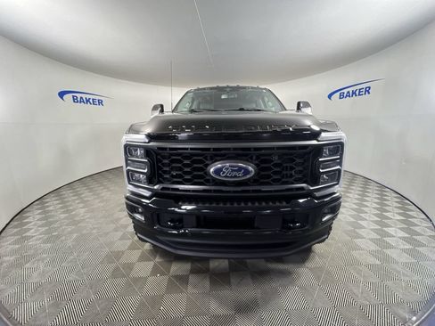 Used 2023 Ford F350 Lariat w/ Lariat Ultimate Package AWD/4WD image 3
