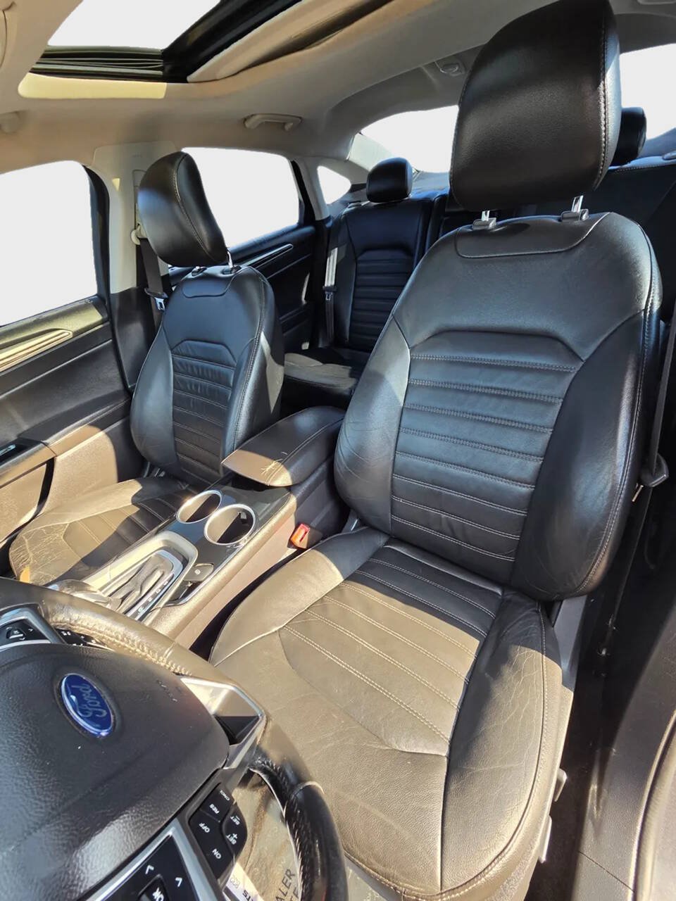 Used 2014 Ford Fusion SE w/ Equipment Group 202A FWD image 10