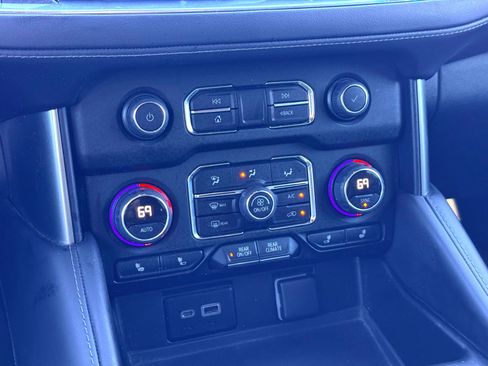 Used 2021 Chevrolet Tahoe LT image 29