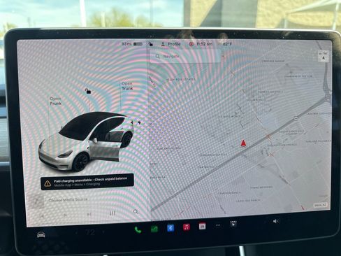 Used 2021 Tesla Model Y Long Range image 13