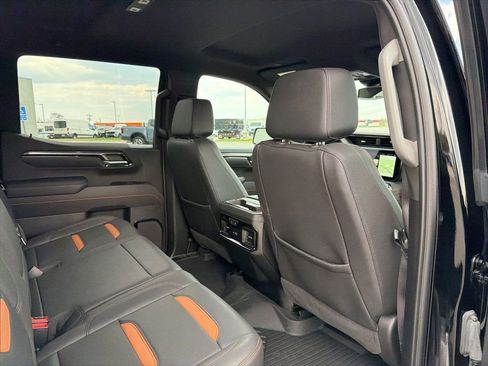 Used 2025 GMC Sierra 1500 AT4 AWD/4WD image 19