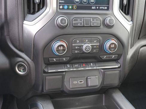 Used 2022 Chevrolet Silverado 1500 LT Trail Boss w/ Bed Protection Package AWD/4WD image 25