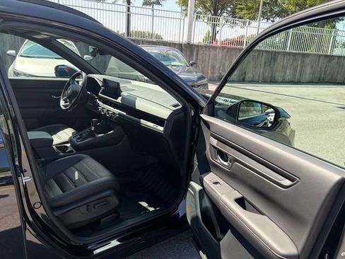 Certified 2025 Honda CR-V Sport-L image 27