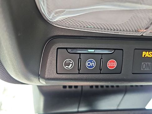 New 2025 Chevrolet Colorado Z71 w/ Midnight Edition image 19