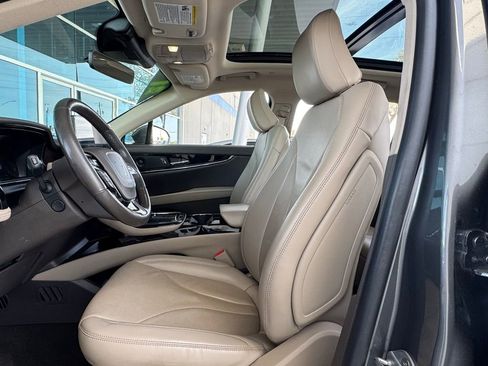 Used 2021 Lincoln Nautilus Reserve image 14