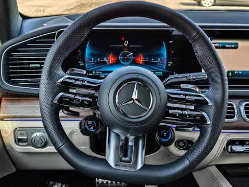 New 2026 Mercedes-Benz GLE 63 AMG S image 20