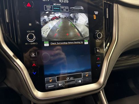 Certified 2024 Subaru Outback Onyx Edition image 25