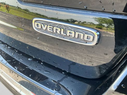 Used 2023 Jeep Grand Cherokee Overland w/ Adv Protech Group III AWD/4WD image 18
