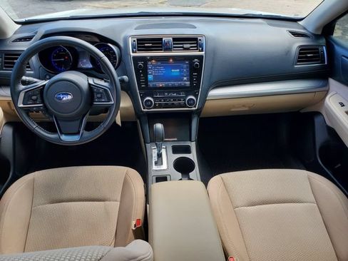 Used 2018 Subaru Outback 2.5i Premium AWD/4WD image 23
