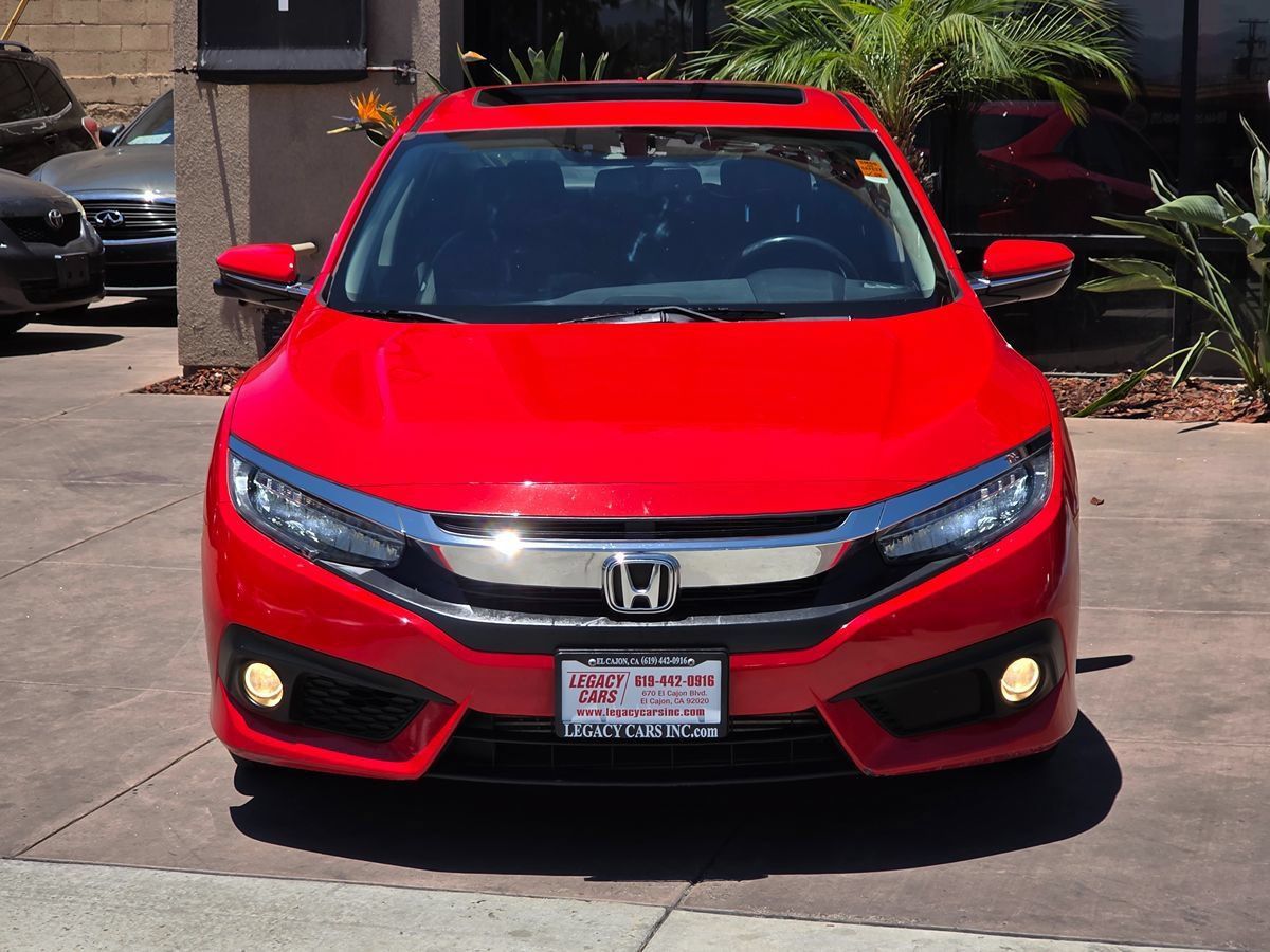 Used 2018 Honda Civic Touring image 4