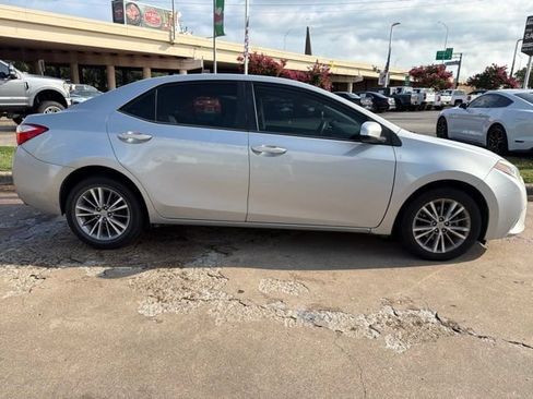 Used 2014 Toyota Corolla LE FWD image 6