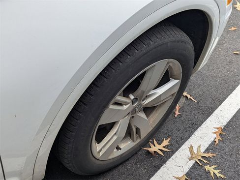 Used 2018 Audi Q5 2.0T Premium Plus w/ Premium Plus Package image 8