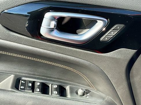 Used 2022 Jeep Compass Limited w/ (RED) Package image 21