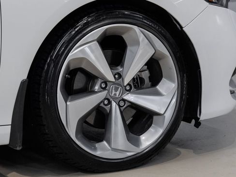 Used 2018 Honda Accord Touring image 75