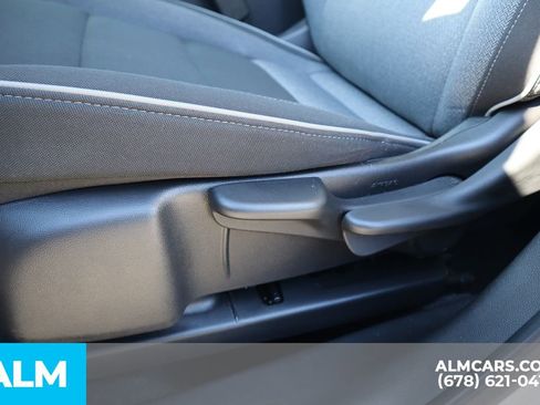 Used 2025 Chevrolet TrailBlazer LT image 12