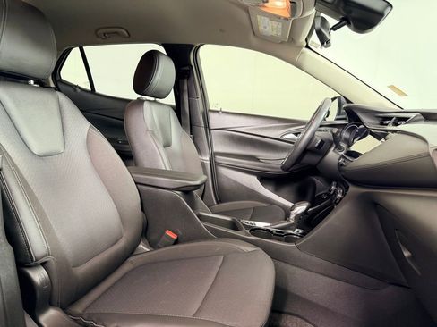 Used 2022 Buick Encore GX Select w/ Sport Touring Package image 35