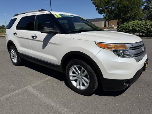 Used 2013 Ford Explorer XLT AWD/4WD image 1