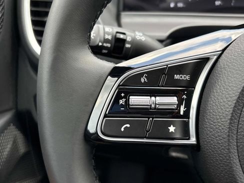 New 2026 Kia Seltos EX image 18