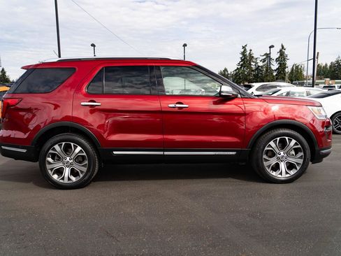 Used 2019 Ford Explorer Platinum image 8
